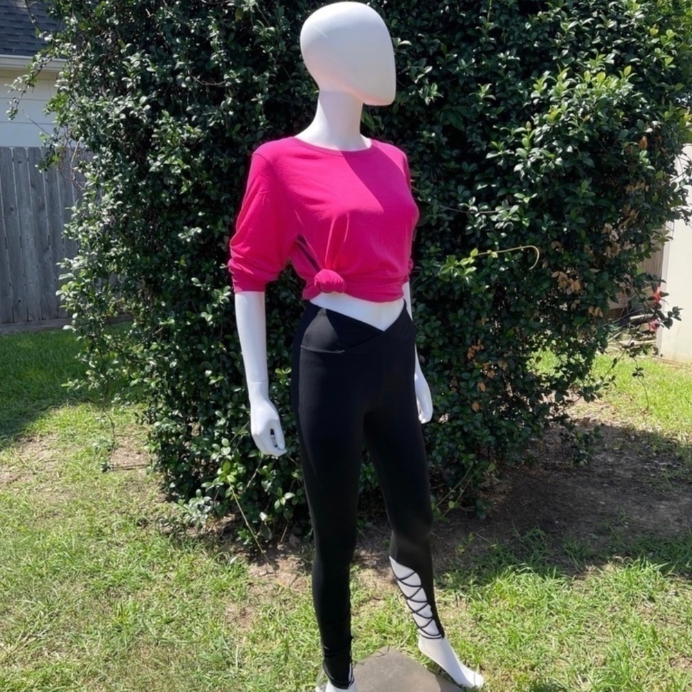 Nwt Electric Yoga Mesh Highrise Criss Cross Waist Band Yoga Pant — image 2 of 8